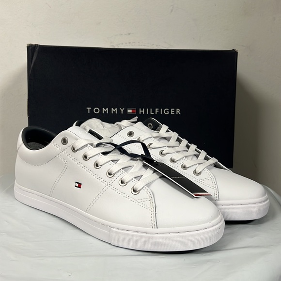 NIB - Tommy Hilfiger Flag Leather Sneaker, White - Multiple Sizes - Picture 5 of 16